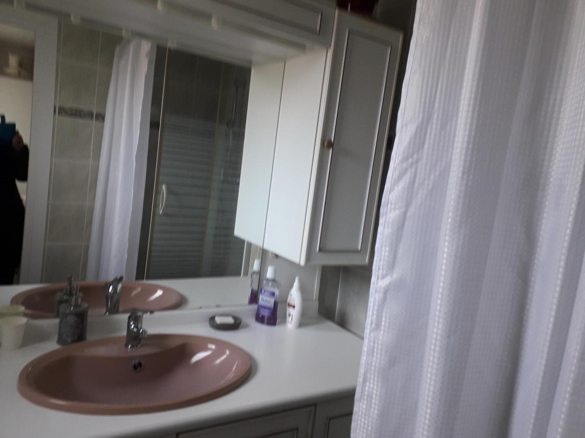 La Maison Rose 2 Chambres Avec Lit Pour 2 Personnes Et 2 Salles De Bains Nevers Exterior photo